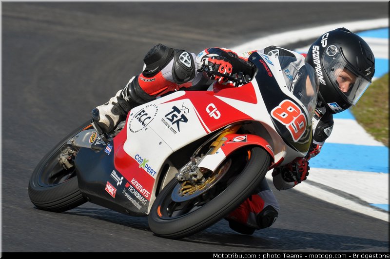 moto3_techer_004_portugal_estoril_2012