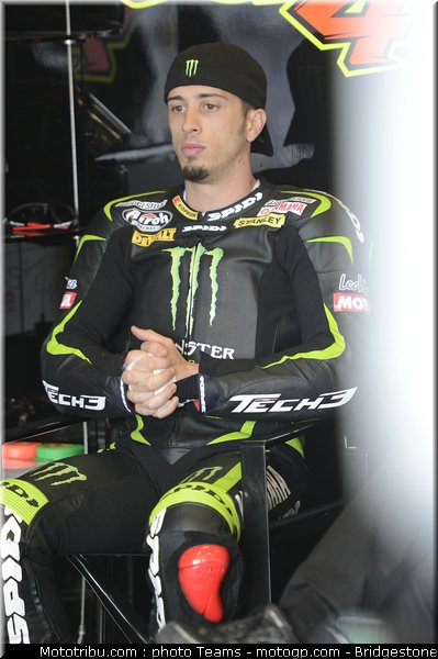 motogp_crutchlow_0004_portugal_estoril_2012