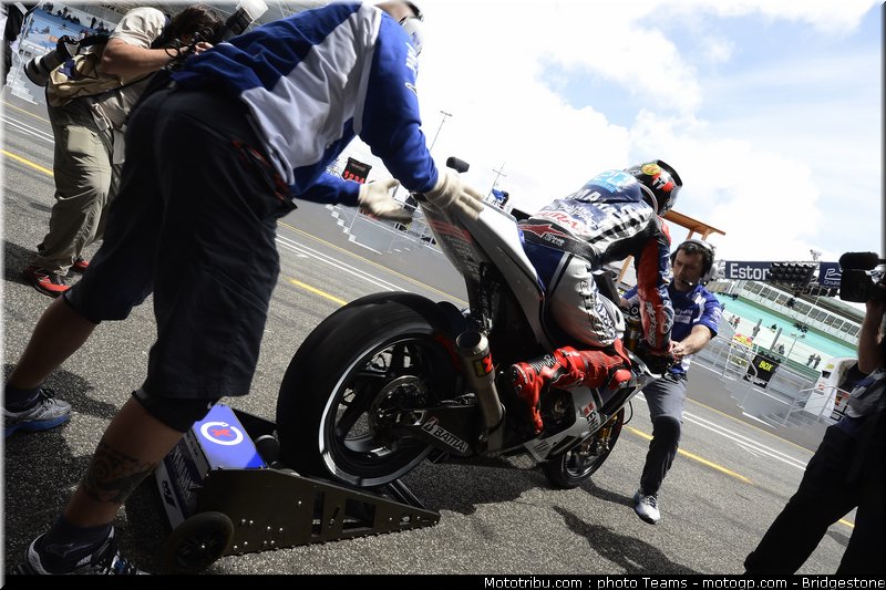 motogp_lorenzo_0012_portugal_estoril_2012