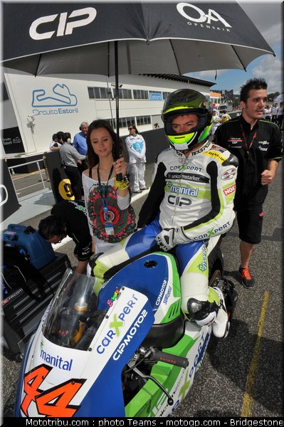 motogp_pitbabe_0015_portugal_estoril_2012