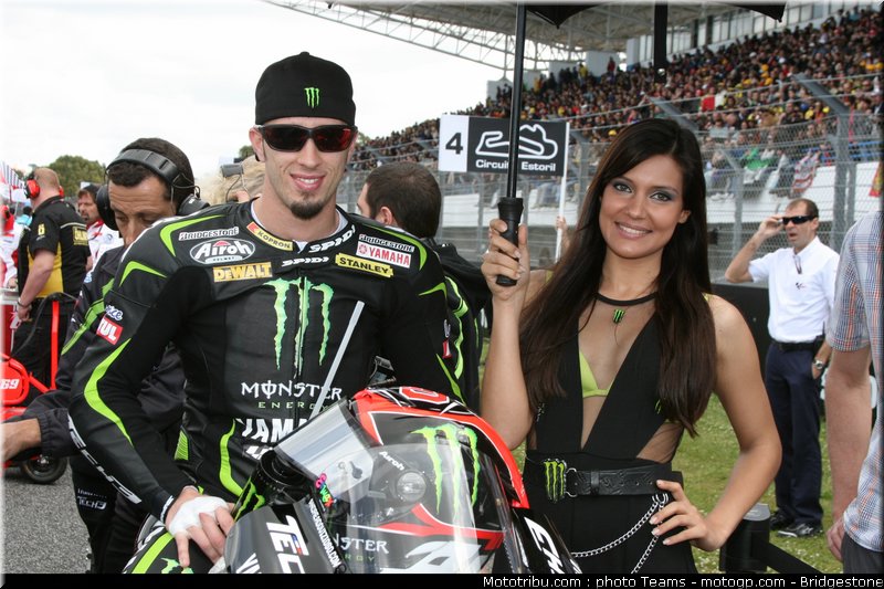 motogp_pitbabe_0025_portugal_estoril_2012