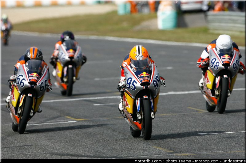 red_bull_rookie_cup_0026_portugal_estoril_2012