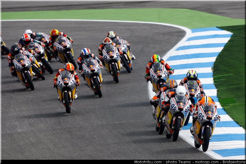 red_bull_rookie_cup_0034_portugal_estoril_2012