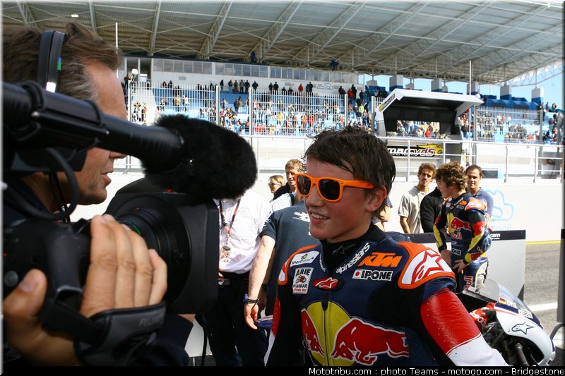 red_bull_rookie_cup_deroue_0003_portugal_estoril_2012