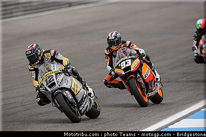 moto2_0017_portugal_estoril_2012.jpg