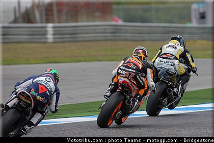 moto2_0021_portugal_estoril_2012.jpg