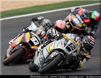 moto2_0029_portugal_estoril_2012.jpg