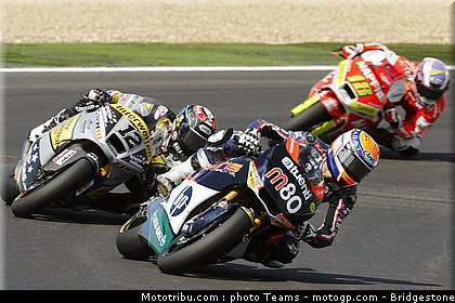 moto2_0032_portugal_estoril_2012.jpg