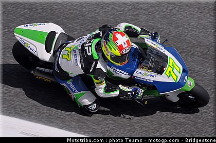 moto2_aegerter_0005_portugal_estoril_2012.jpg