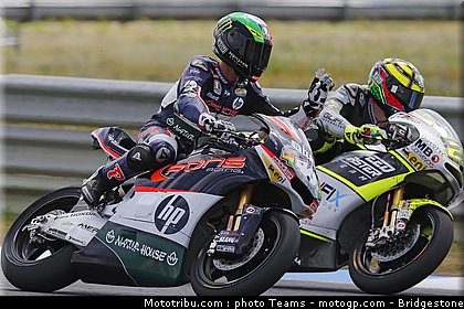 moto2_espargaro_p_0006_portugal_estoril_2012.jpg