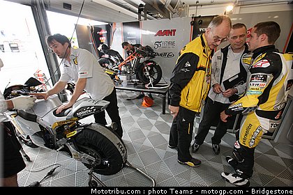 moto2_luthi_0025_portugal_estoril_2012.jpg
