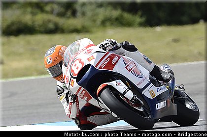 moto2_rea_0006_portugal_estoril_2012.jpg