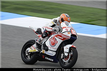moto2_rea_0008_portugal_estoril_2012.jpg