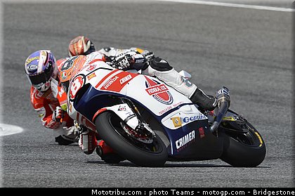 moto2_rea_0027_portugal_estoril_2012.jpg