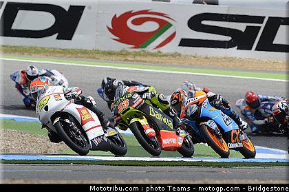 moto3_025_portugal_estoril_2012.jpg