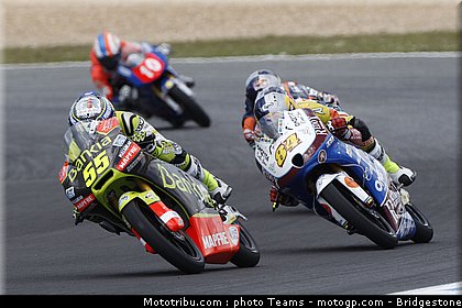 moto3_033_portugal_estoril_2012.jpg