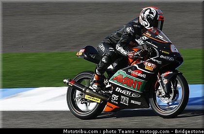 moto3_olive_002_portugal_estoril_2012.jpg
