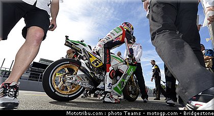 motogp_bradl_0087_portugal_estoril_2012.jpg
