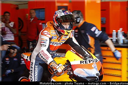 motogp_stoner_0003_portugal_estoril_2012.jpg