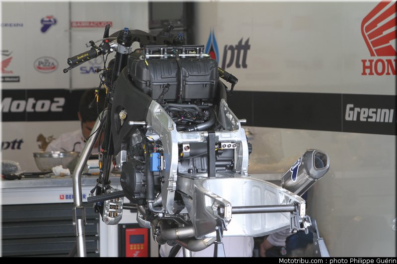 moto2_0001_france_le_mans_2012