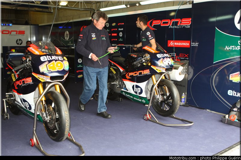 moto2_0050_france_le_mans_2012