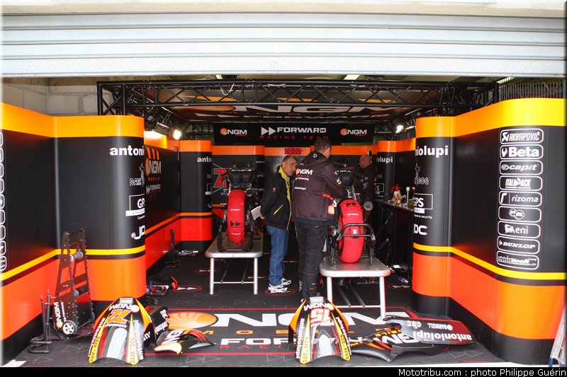 moto2_0051_france_le_mans_2012
