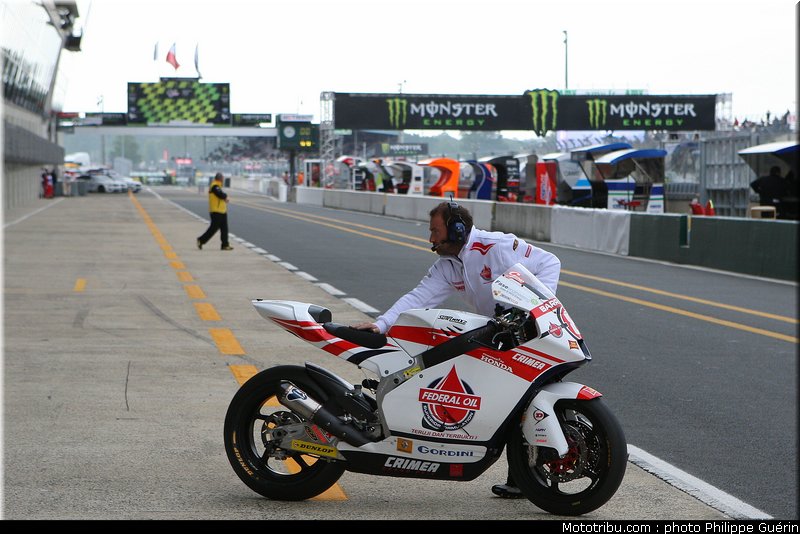 moto2_rea_0009_france_le_mans_2012