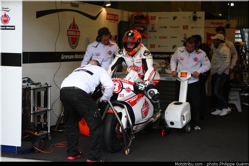 moto2_rea_0010_france_le_mans_2012