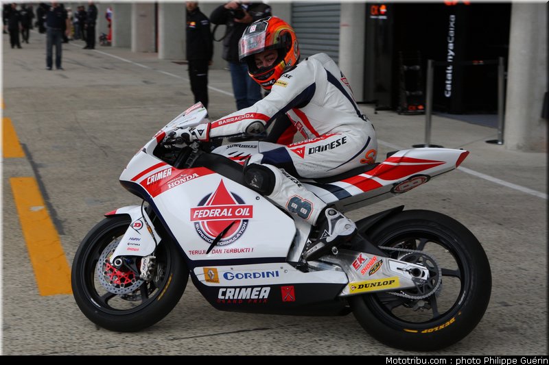moto2_rea_0011_france_le_mans_2012