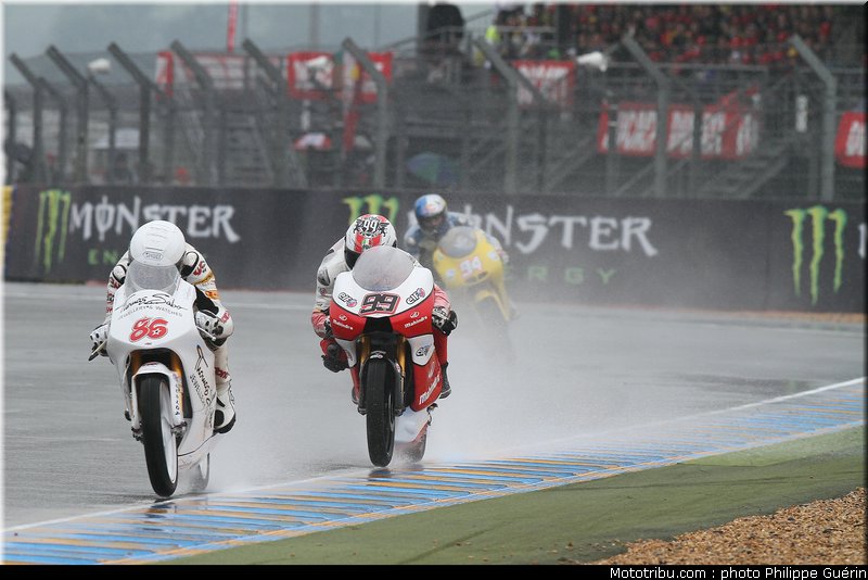 moto3_0017_france_le_mans_2012