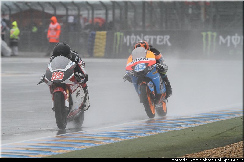moto3_0026_france_le_mans_2012
