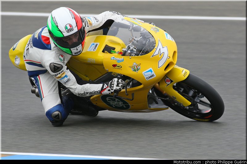moto3_morciano_0002_france_le_mans_2012