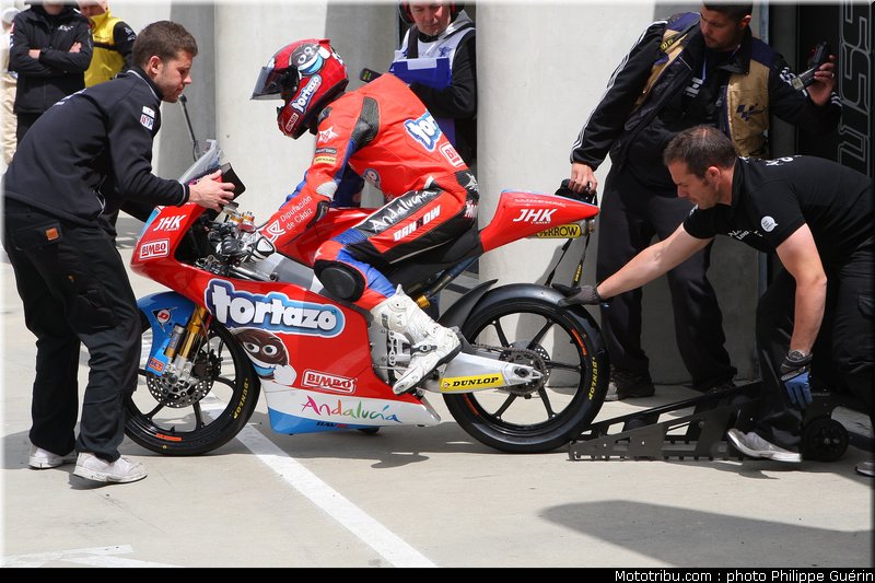 moto3_moreno_0003_france_le_mans_2012