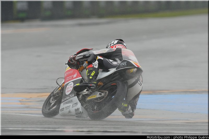 moto3_rossi_0020_france_le_mans_2012