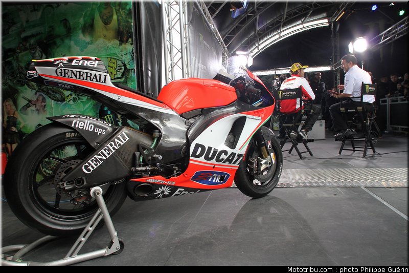motogp_ambiance_0011_france_le_mans_2012