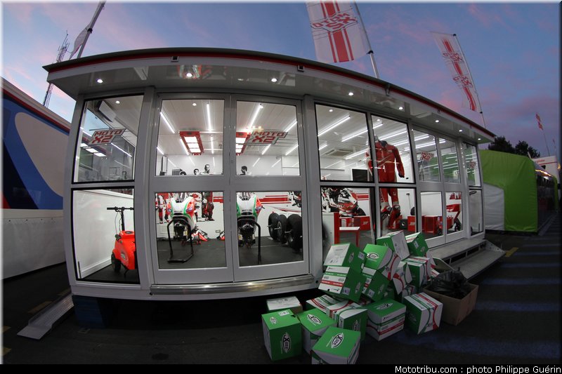 motogp_ambiance_0052_france_le_mans_2012