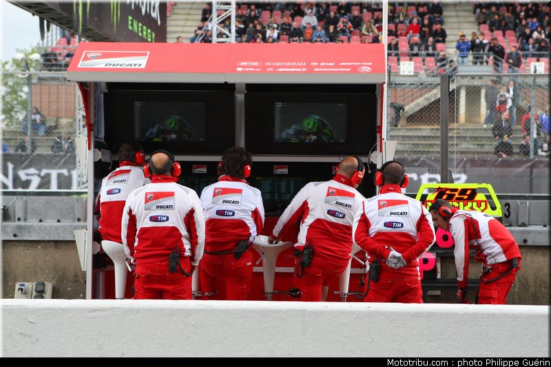 motogp_ambiance_0101_france_le_mans_2012