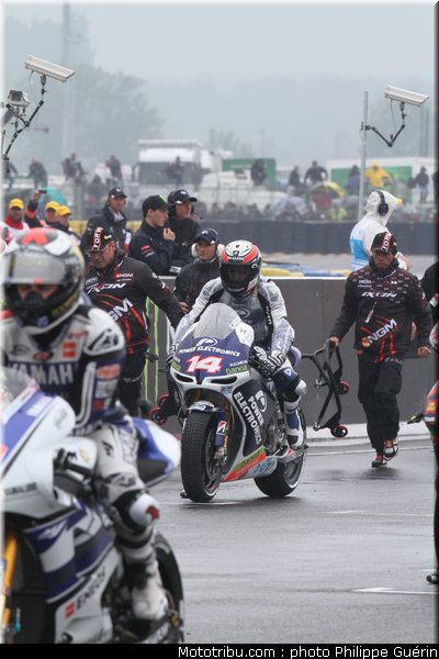 motogp_de_puniet_0001_france_le_mans_2012