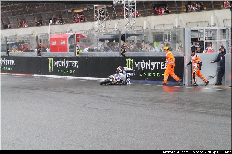 motogp_de_puniet_0002_france_le_mans_2012