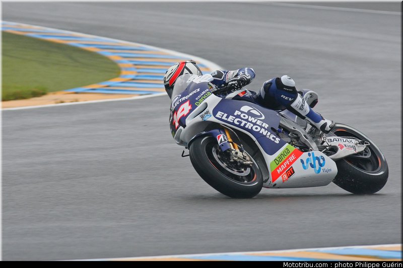 motogp_de_puniet_0014_france_le_mans_2012