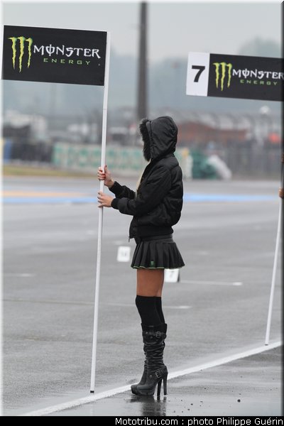motogp_pitbabe_0007_france_le_mans_2012