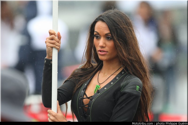 motogp_pitbabe_0031_france_le_mans_2012