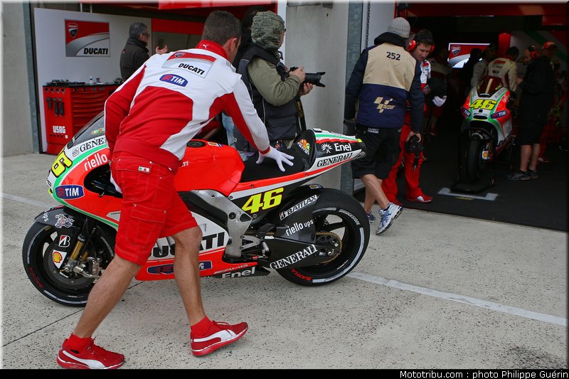 motogp_rossi_0034_france_le_mans_2012