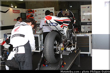moto2_wilairot_0003_france_le_mans_2012.jpg