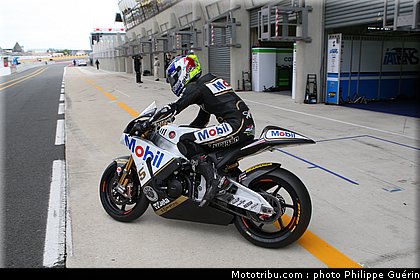 moto2_zarco_0050_france_le_mans_2012.jpg
