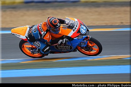 moto3_oliveira_0001_france_le_mans_2012.jpg