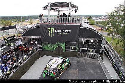 motogp_ambiance_0015_france_le_mans_2012.jpg