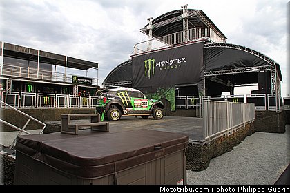motogp_ambiance_0022_france_le_mans_2012.jpg
