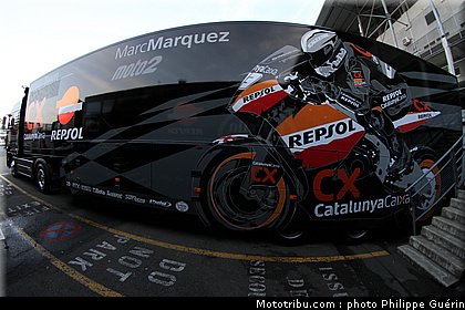 motogp_ambiance_0027_france_le_mans_2012.jpg
