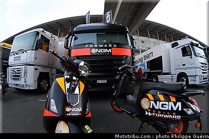 motogp_ambiance_0028_france_le_mans_2012.jpg